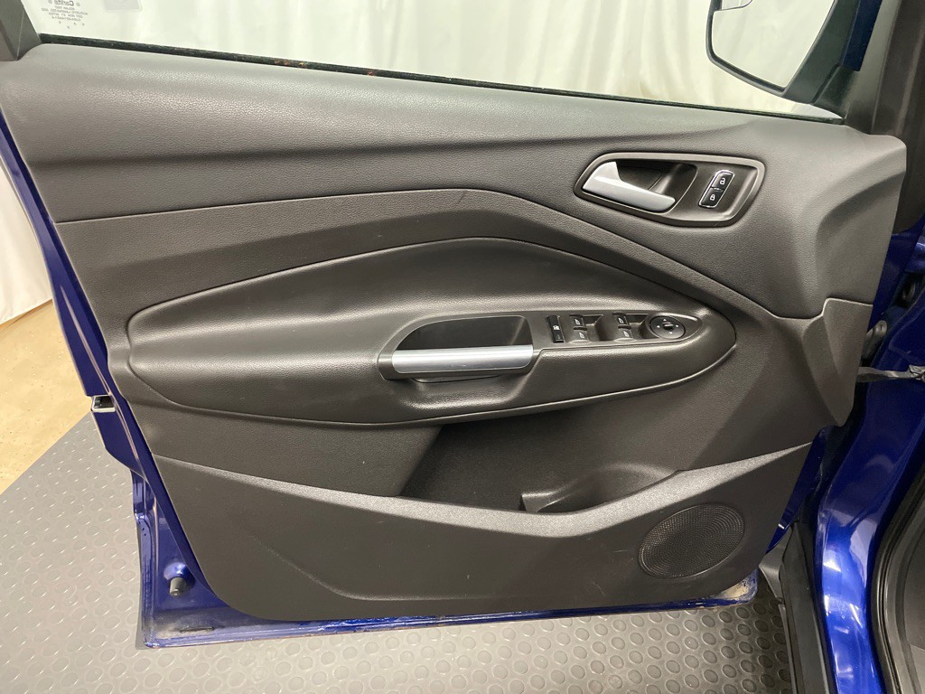 2016 Ford Escape Image 11