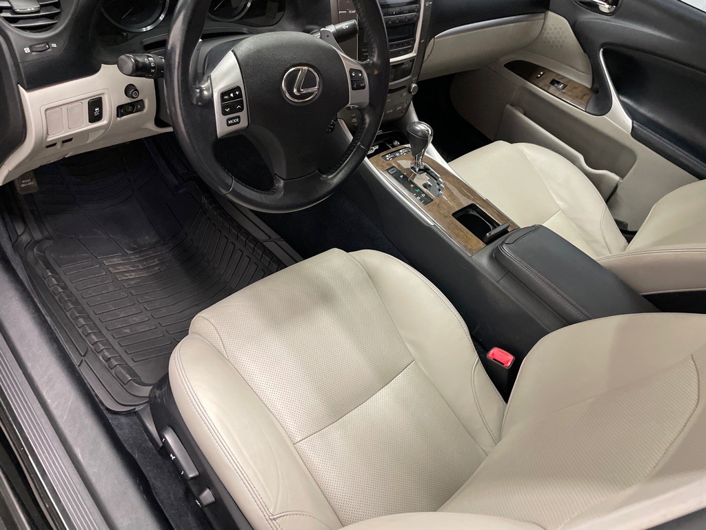 2012 Lexus IS 250 Image 10
