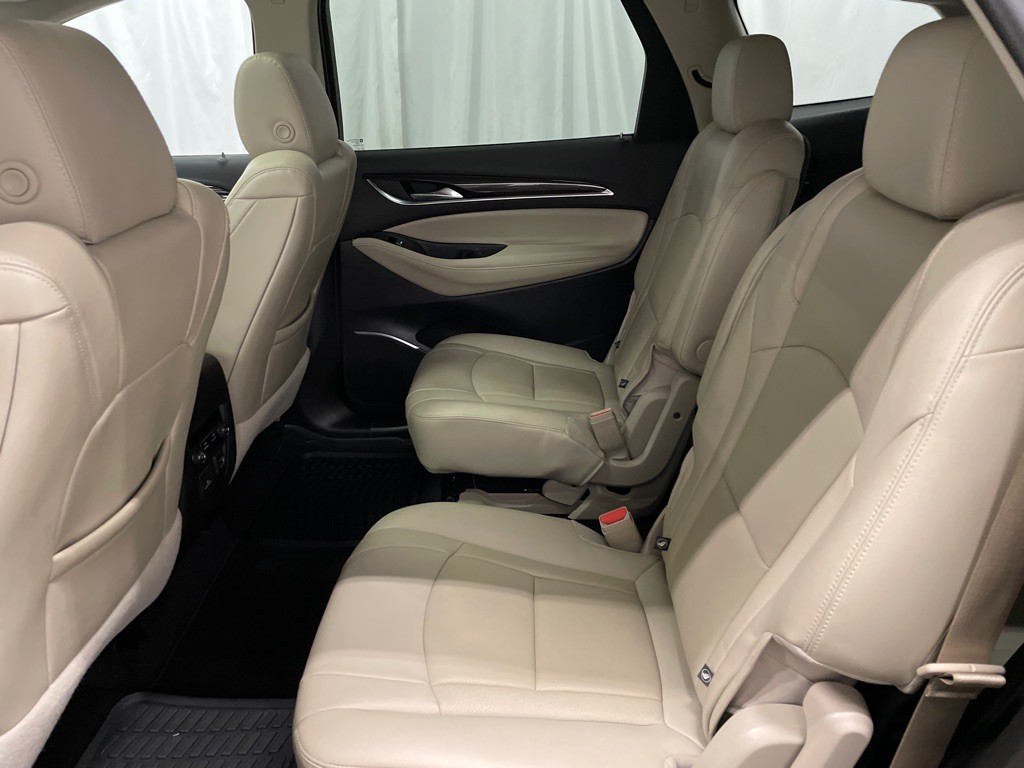 2021 Buick Enclave Image 12