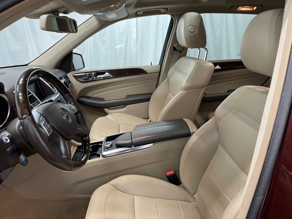 2013 Mercedes-Benz M-Class Image 8