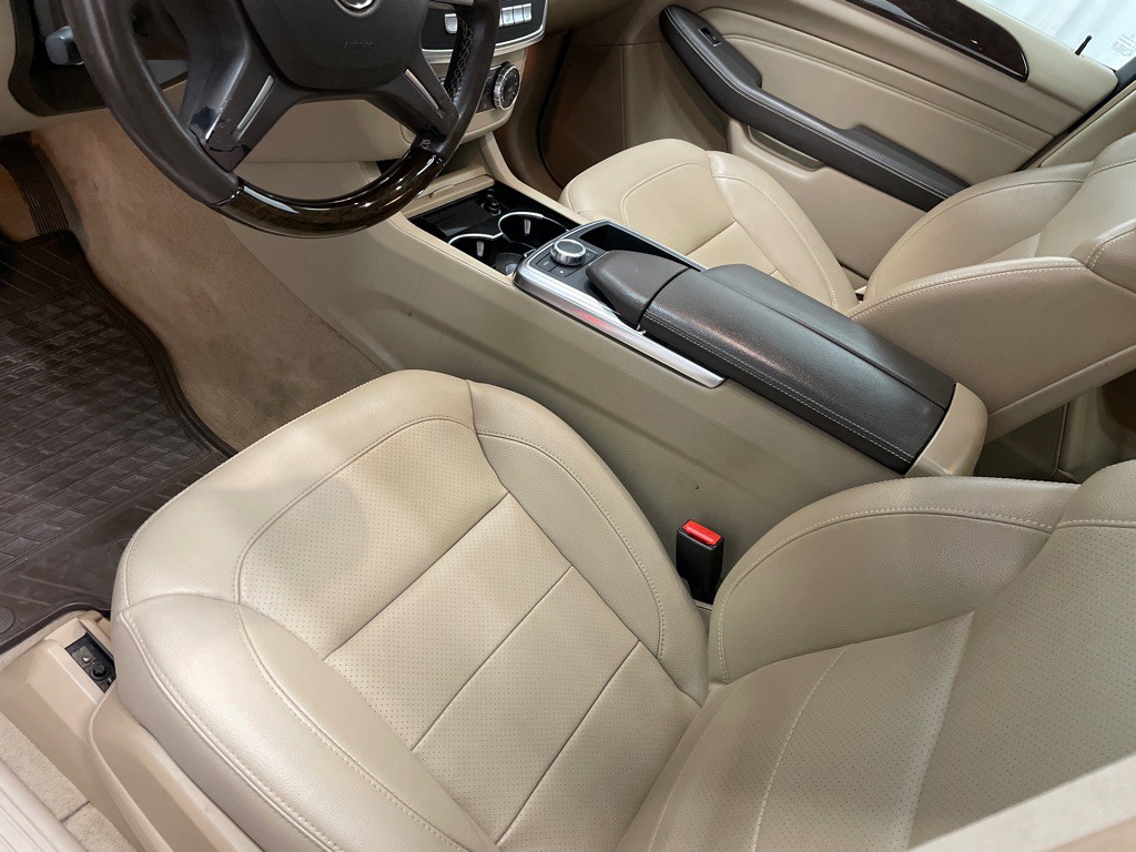 2013 Mercedes-Benz M-Class Image 10