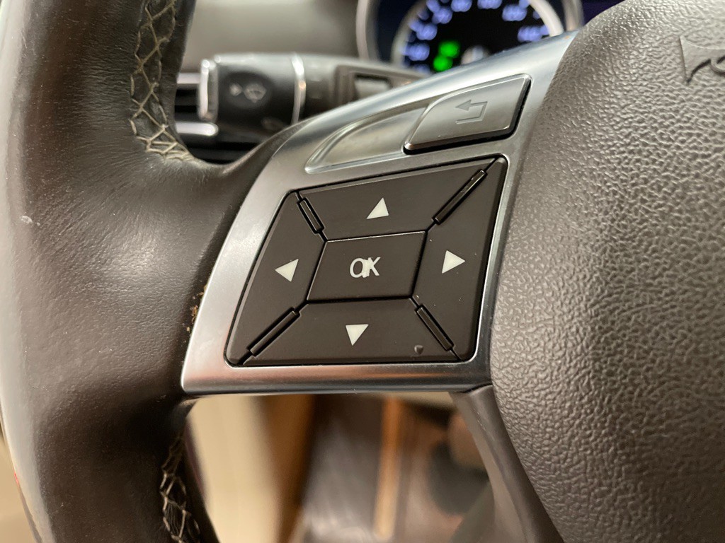 2013 Mercedes-Benz M-Class Image 33