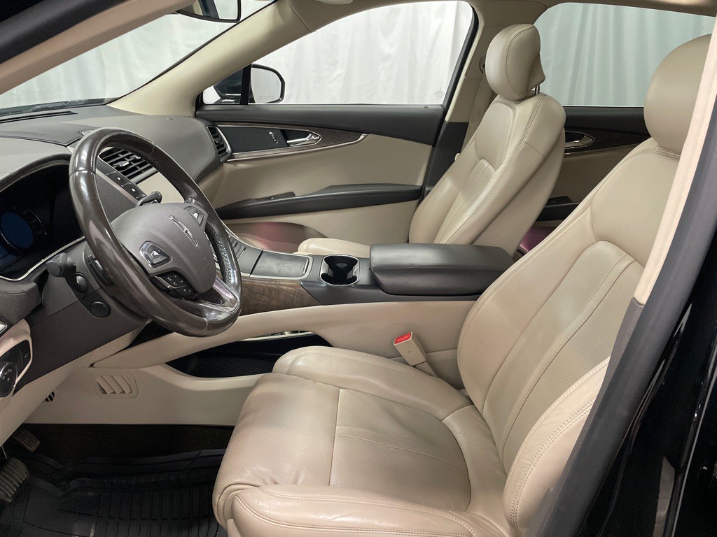 2016 Lincoln MKX Image 9