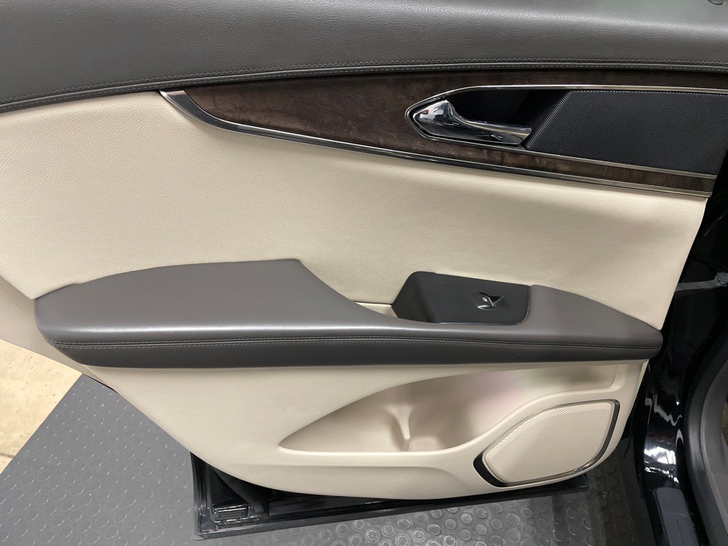 2016 Lincoln MKX Image 16