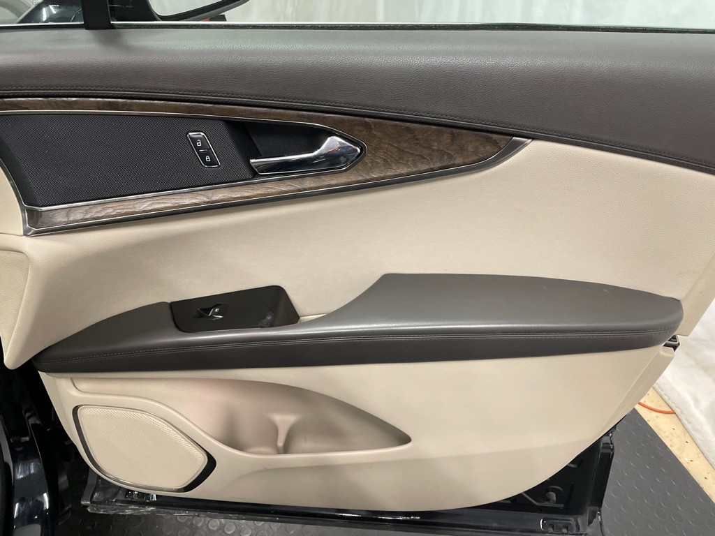 2016 Lincoln MKX Image 20