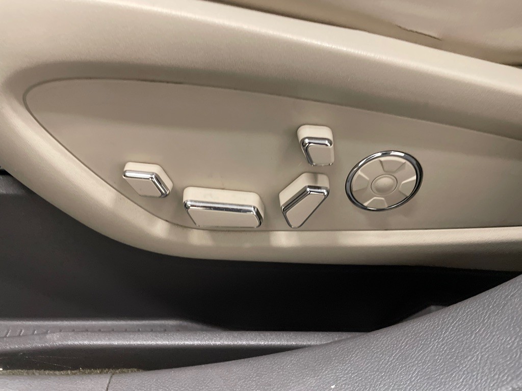 2016 Lincoln MKX Image 36