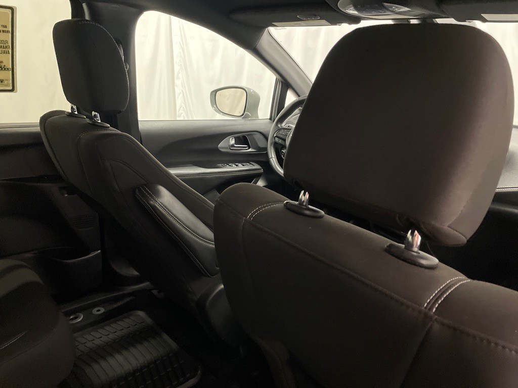 2022 Chrysler Pacifica Image 20