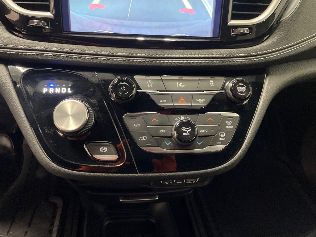 2022 Chrysler Pacifica Image 27