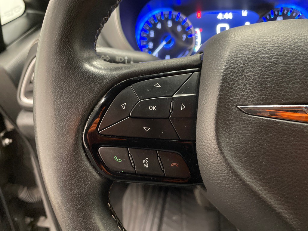 2022 Chrysler Pacifica Image 30