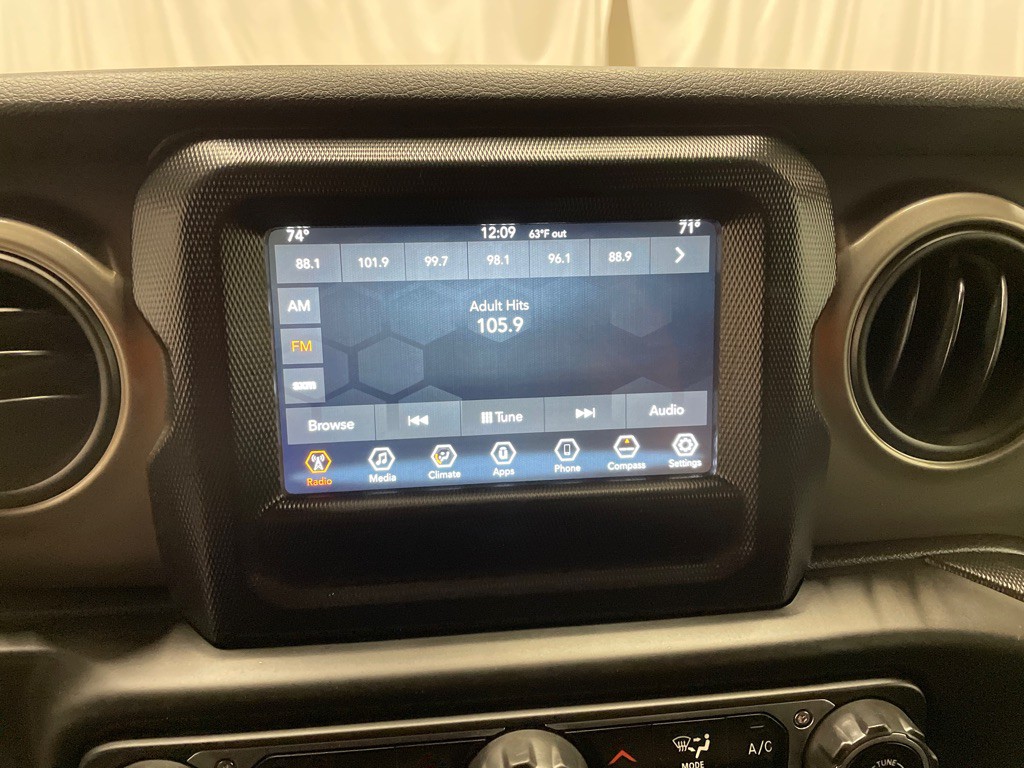 2018 Jeep Wrangler Unlimited Image 26