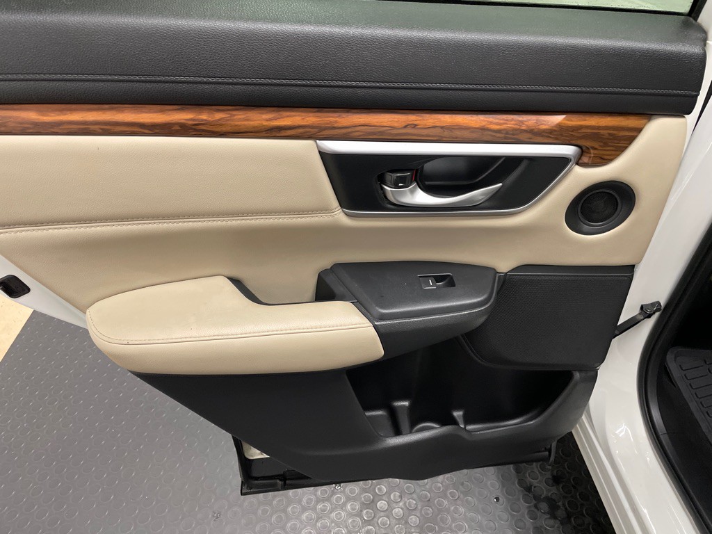 2017 Honda CR-V Image 15