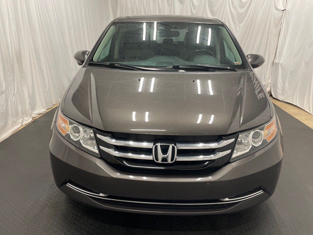 2016 Honda Odyssey Image 2