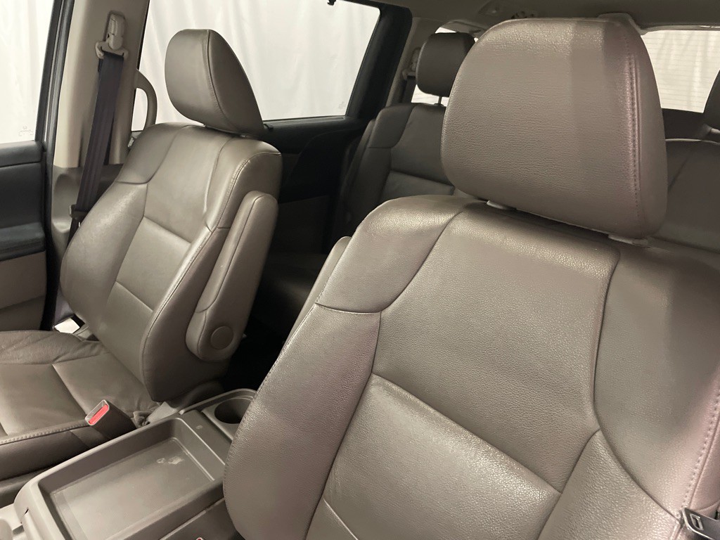 2016 Honda Odyssey Image 9