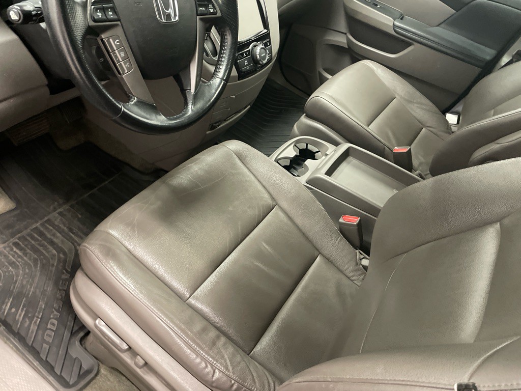 2016 Honda Odyssey Image 10