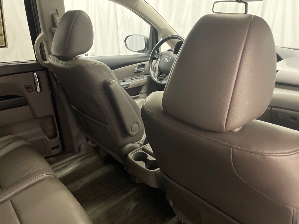 2016 Honda Odyssey Image 21