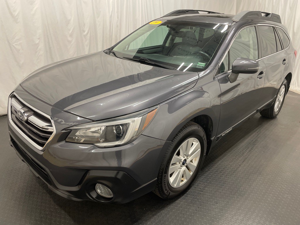 2019 Subaru Outback Image 1