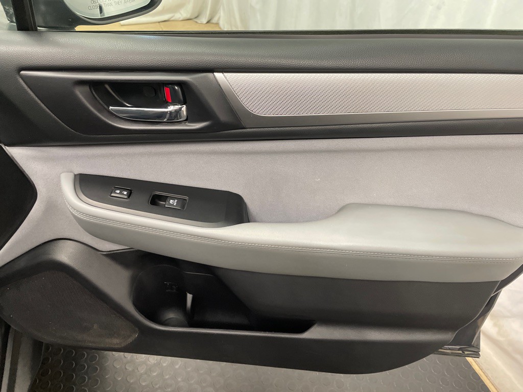 2019 Subaru Outback Image 19