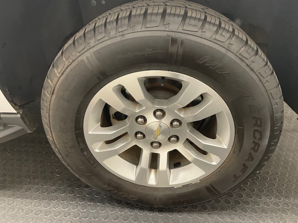 2017 Chevrolet Tahoe Image 8