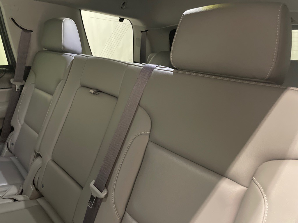2017 Chevrolet Tahoe Image 14