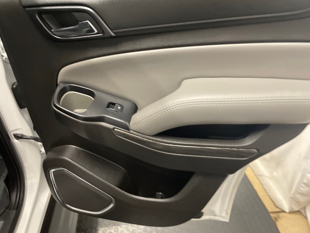 2017 Chevrolet Tahoe Image 24