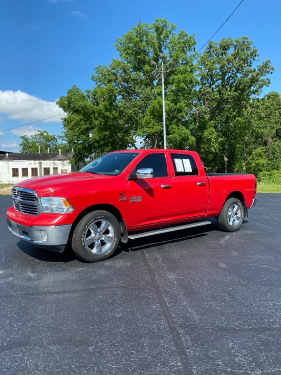 2014 RAM 1500 Image 2