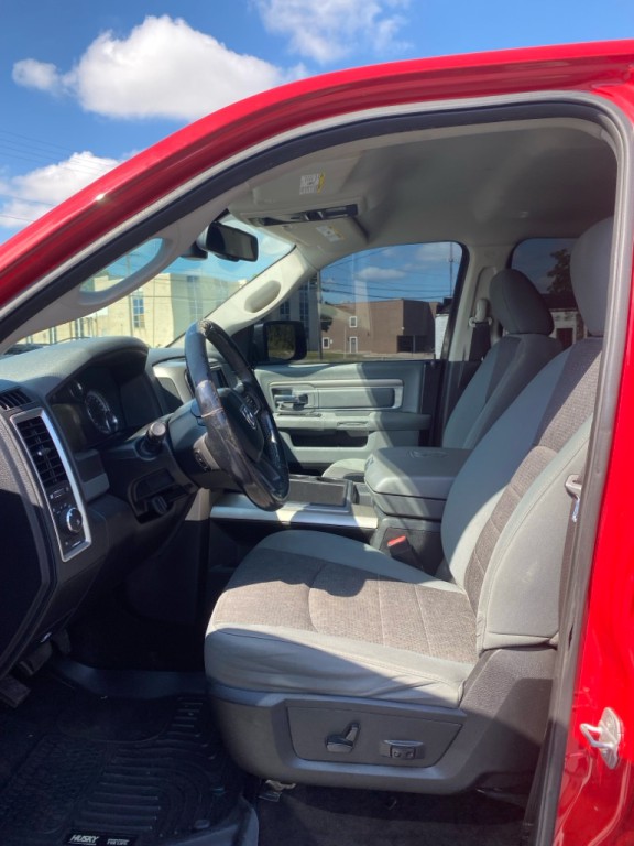 2014 RAM 1500 Image 8