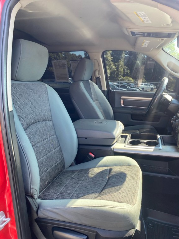 2014 RAM 1500 Image 13