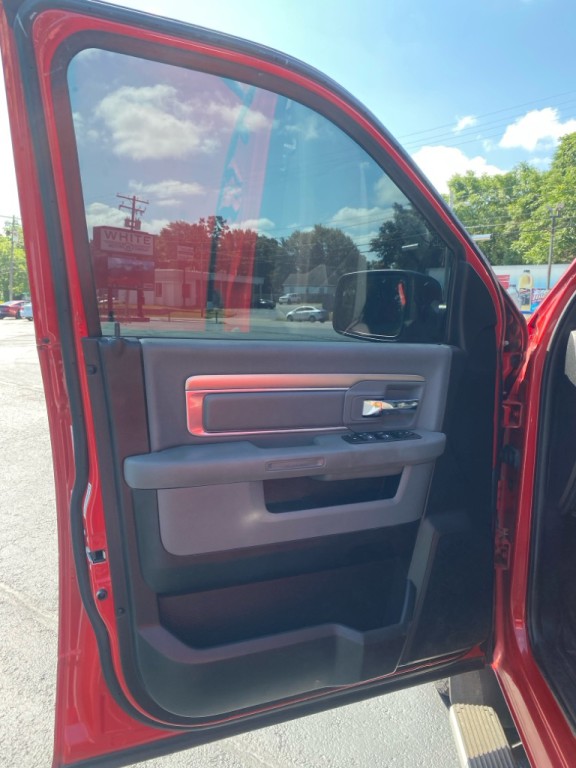 2014 RAM 1500 Image 14