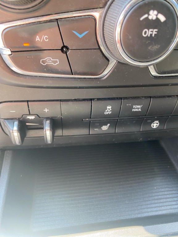 2014 RAM 1500 Image 25
