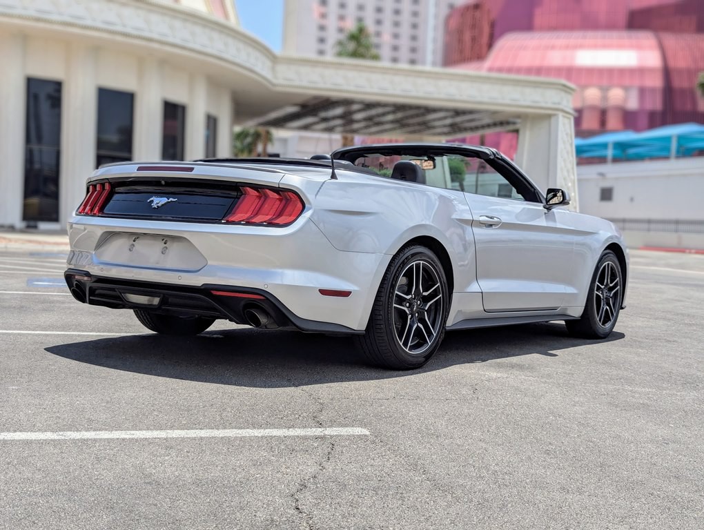 2018 Ford Mustang Image 4