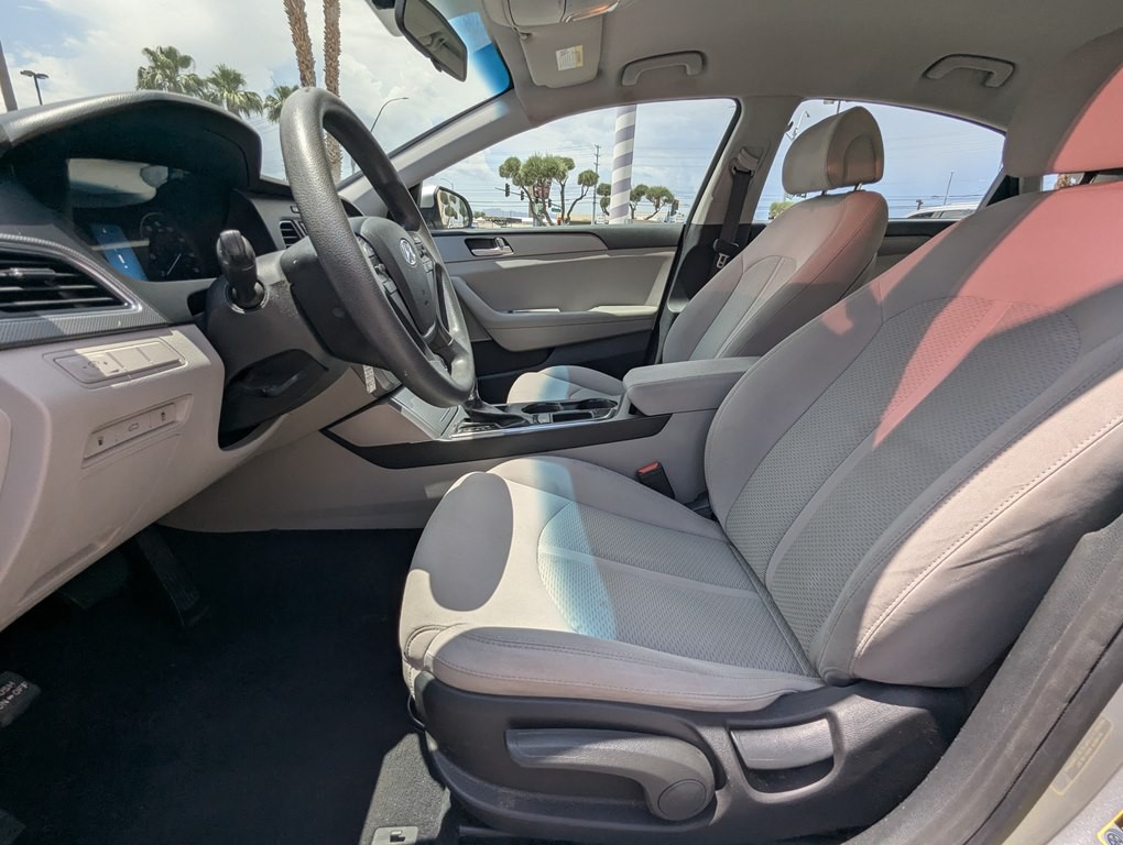 2015 Hyundai Sonata Image 8