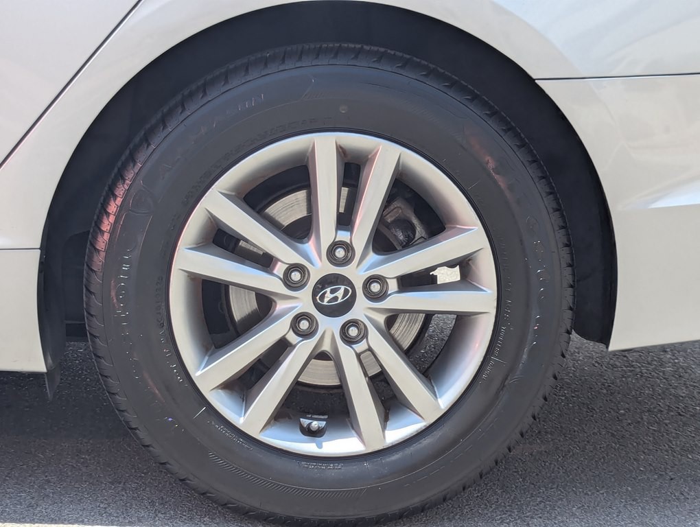 2015 Hyundai Sonata Image 10