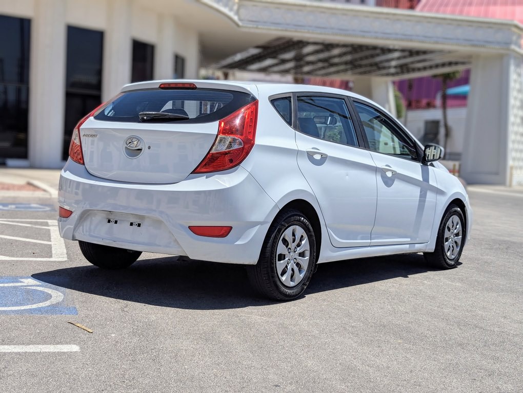 2017 Hyundai Accent Image 4