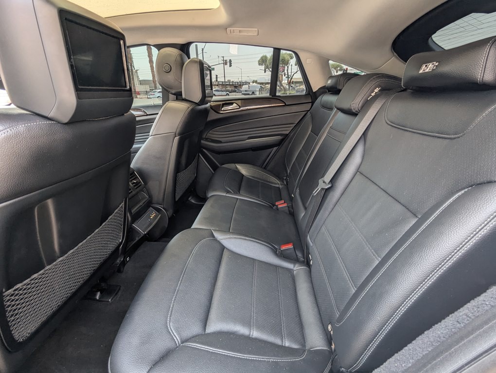 2016 Mercedes-Benz GLE-Class Image 9