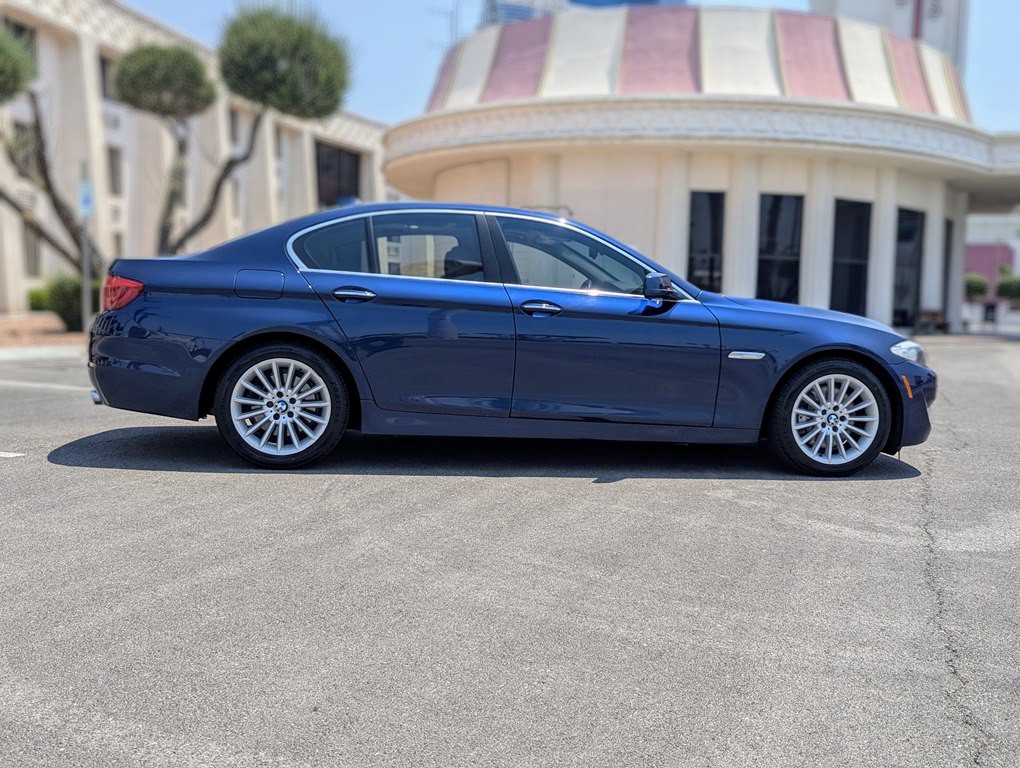 2013 BMW 5 Series Image 6