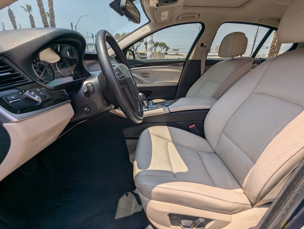 2013 BMW 5 Series Image 8