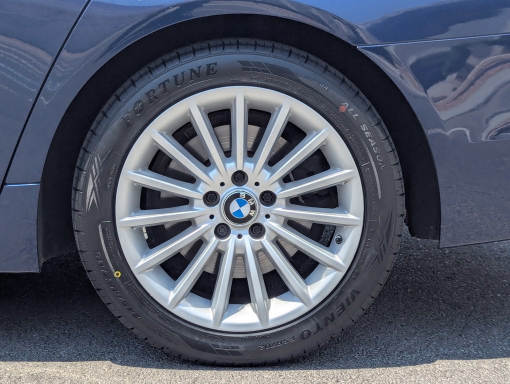 2013 BMW 5 Series Image 10