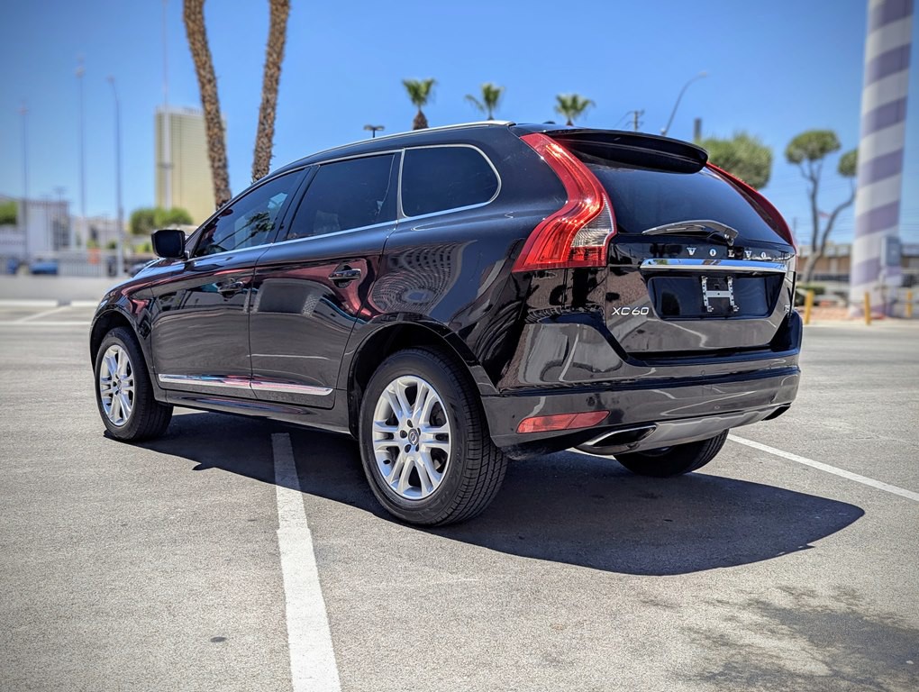 2016 Volvo XC60 Image 3