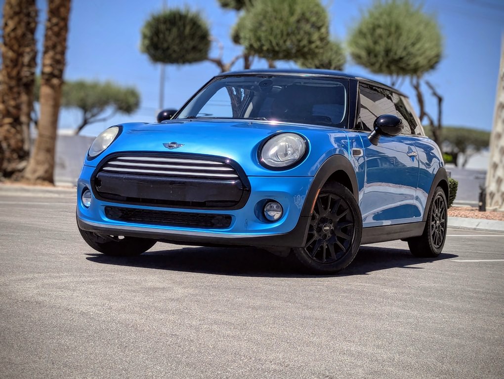2015 MINI Cooper Image 1