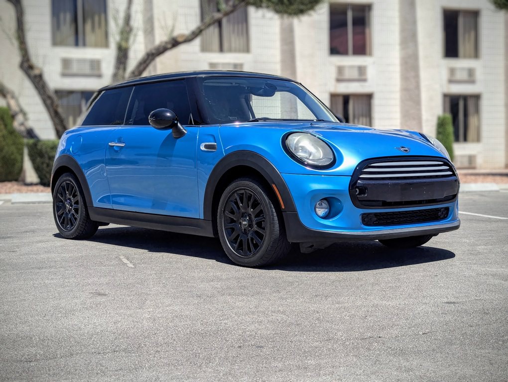 2015 MINI Cooper Image 2