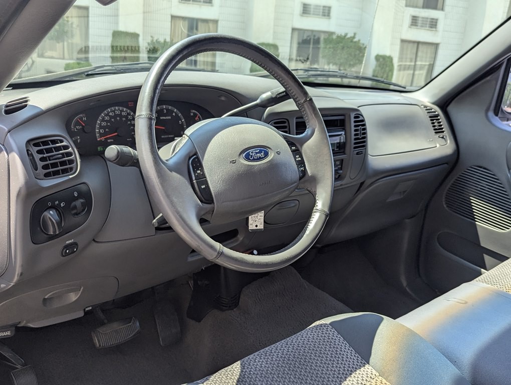 2003 Ford F-150 Image 7