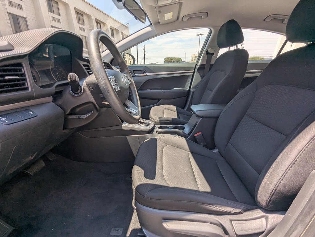 2019 Hyundai Elantra Image 8