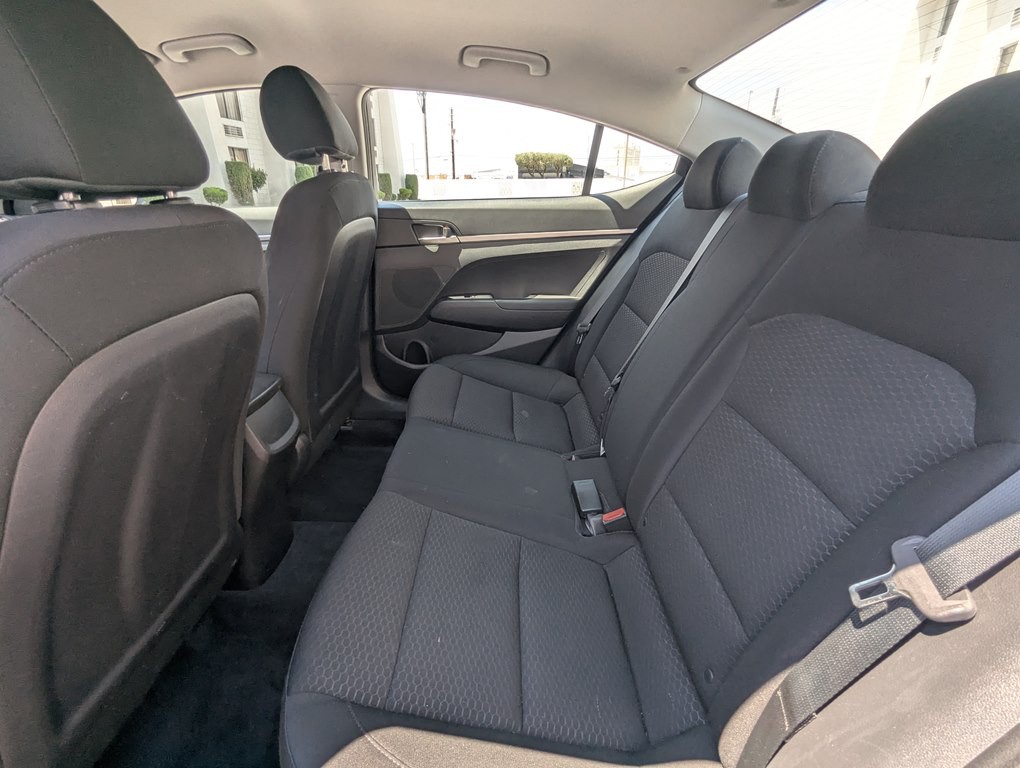2019 Hyundai Elantra Image 9