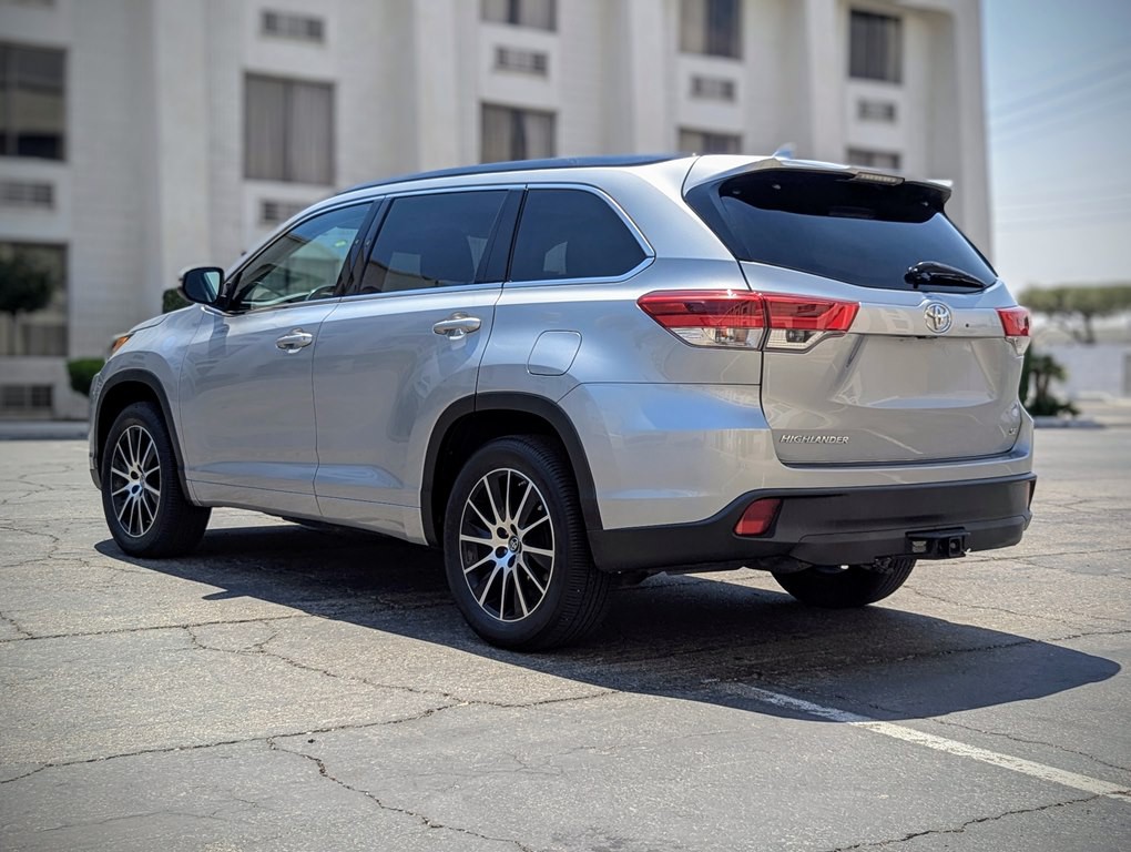 2018 Toyota Highlander Image 3