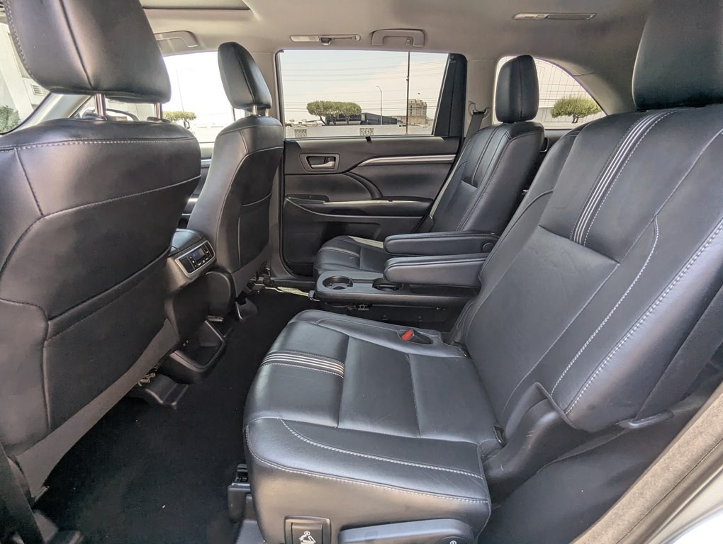 2018 Toyota Highlander Image 8