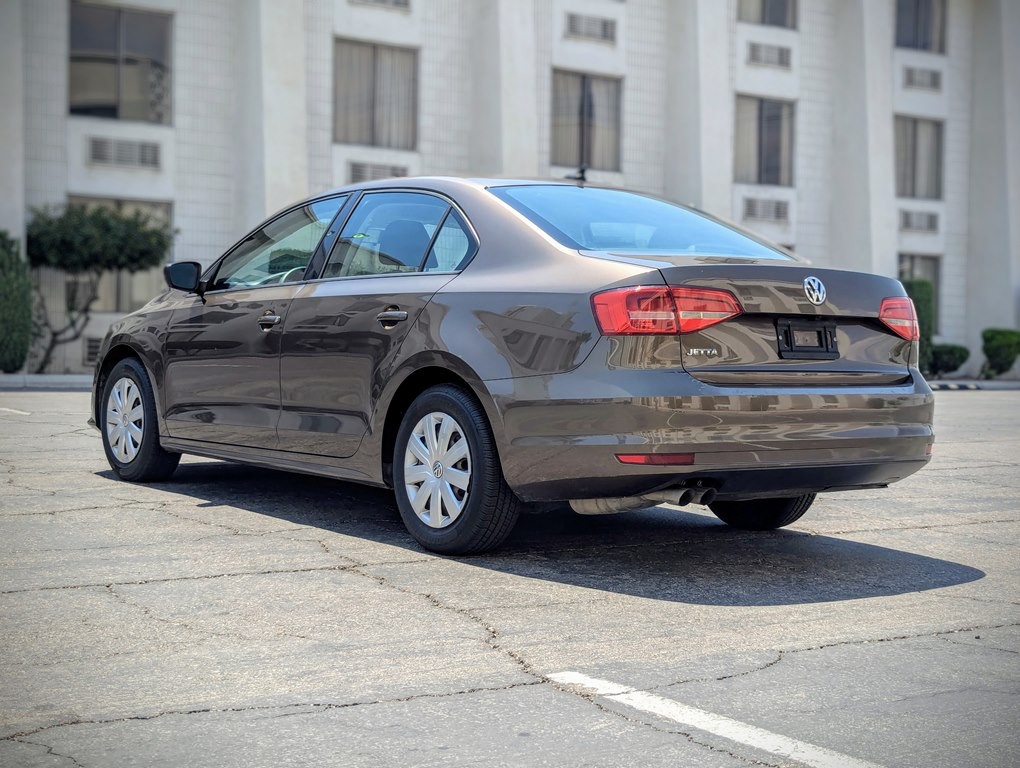 2015 Volkswagen Jetta Image 4