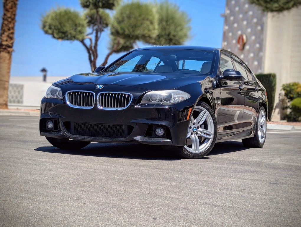 2016 BMW 5 Series Image 1