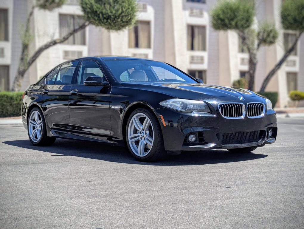 2016 BMW 5 Series Image 2