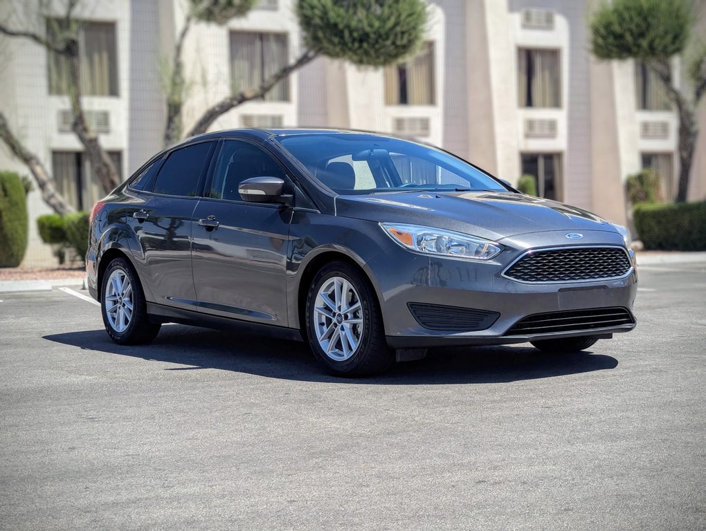 2017 Ford Focus Image 2