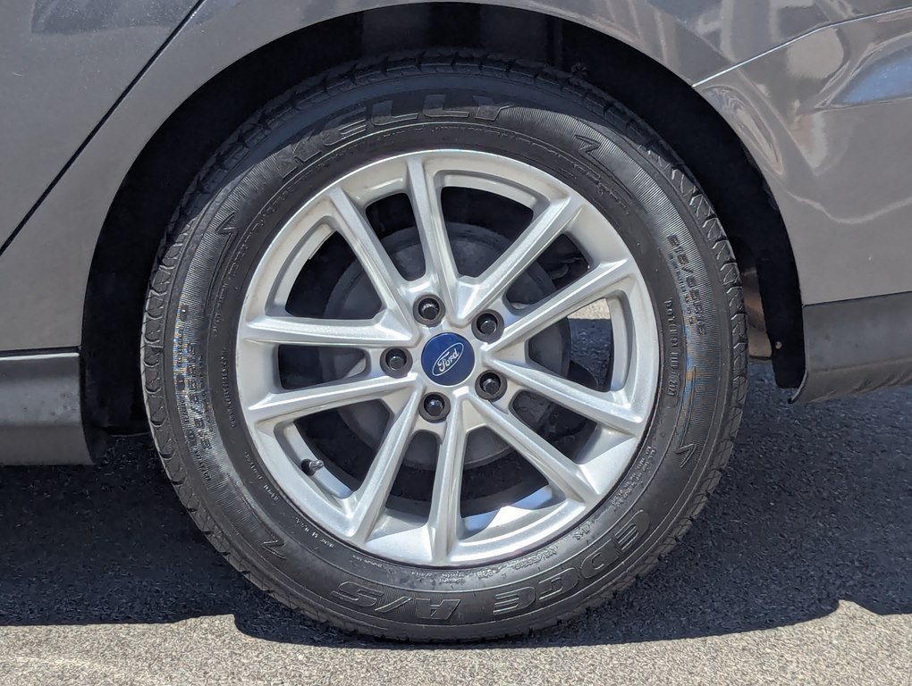 2017 Ford Focus Image 10